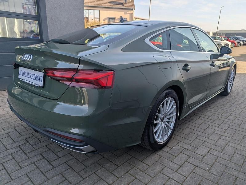 Gebraucht Audi A5 Comfort 204 PS (150 kW) 2021 Grün Coupé