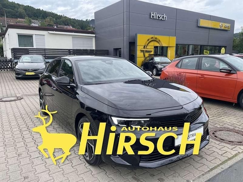 Schwarz (karbon schwarz) Gebraucht 2025 Opel Astra Limousine | 28.880 € (Fairer Preis) - Bild 1/4