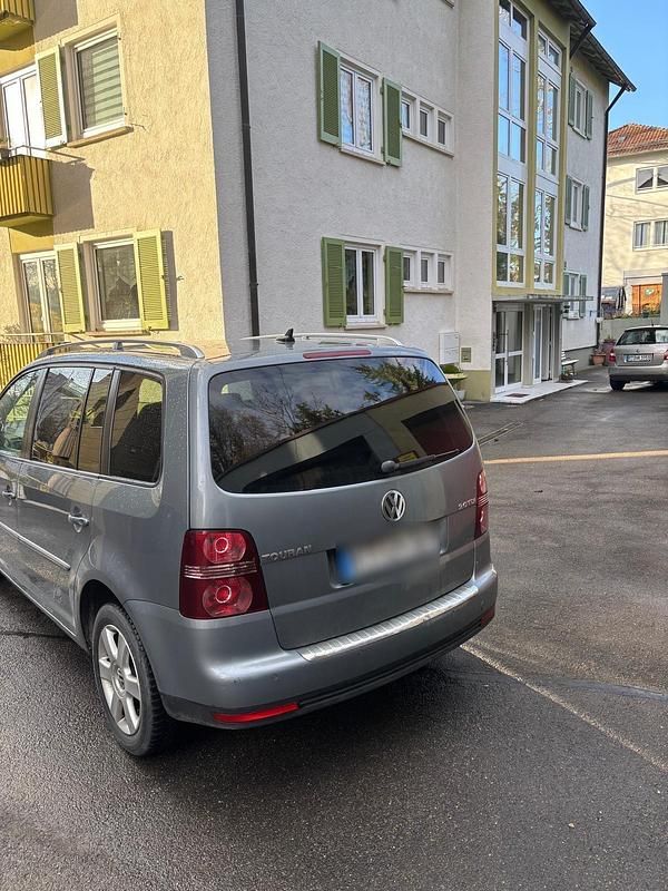 Gebraucht VW Touran 140 PS (102 kW) 2008 Grau Van / Kleinbus