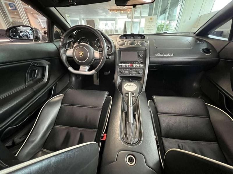Usata Lamborghini Gallardo 560 CV (411 kW) 2009 Bianco Coupé