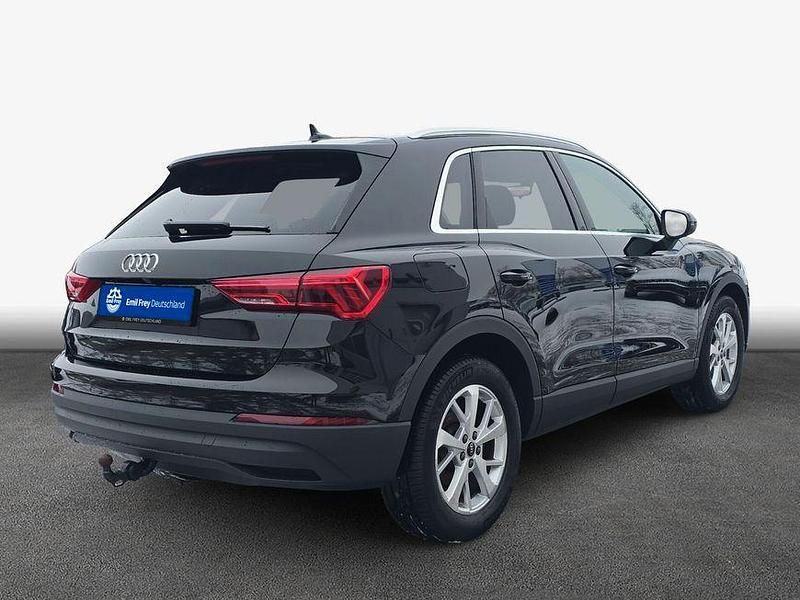 Gebraucht Audi Q3 Ambiente 150 PS (110 kW) 2023 Mythosschwarz metallic SUV
