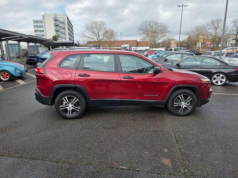 Gebraucht Jeep Cherokee Longitude 184 PS (135 kW) 2014 Rot SUV
