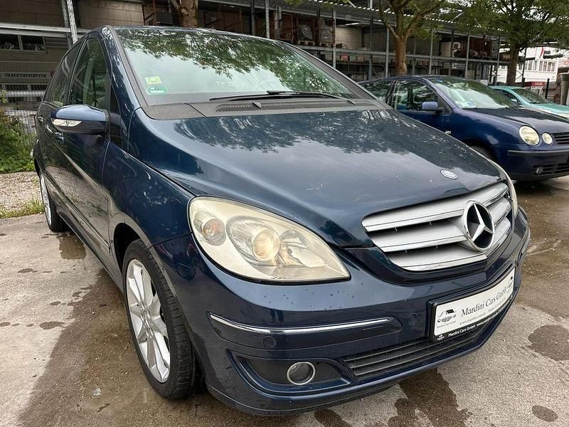 Gebraucht Mercedes B200 136 PS (100 kW) 2007 Other Van / Kleinbus