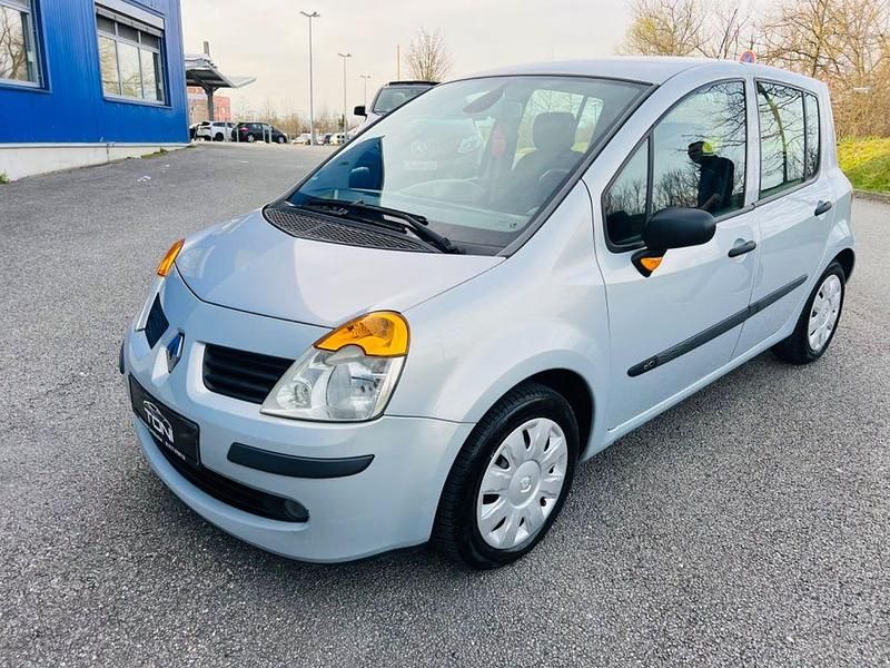 Grau Gebraucht 2005 Renault Modus Van / Kleinbus | 2.990 € (Teuer) - Bild 1/4