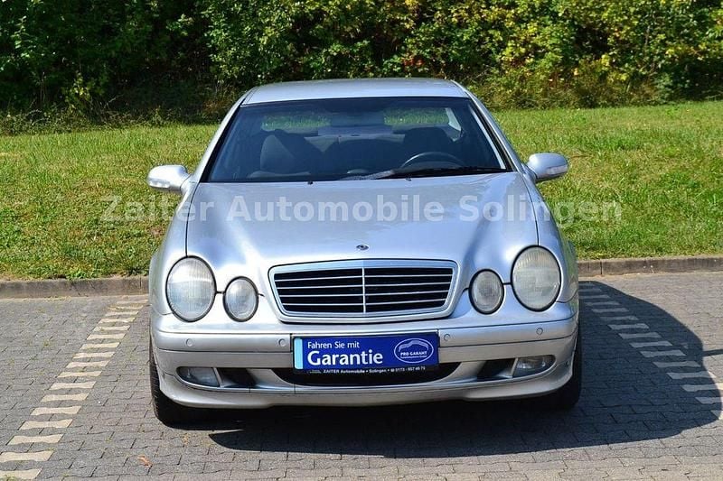 Gebraucht Mercedes CLK200 163 PS (119 kW) 2001 Silber Coupé