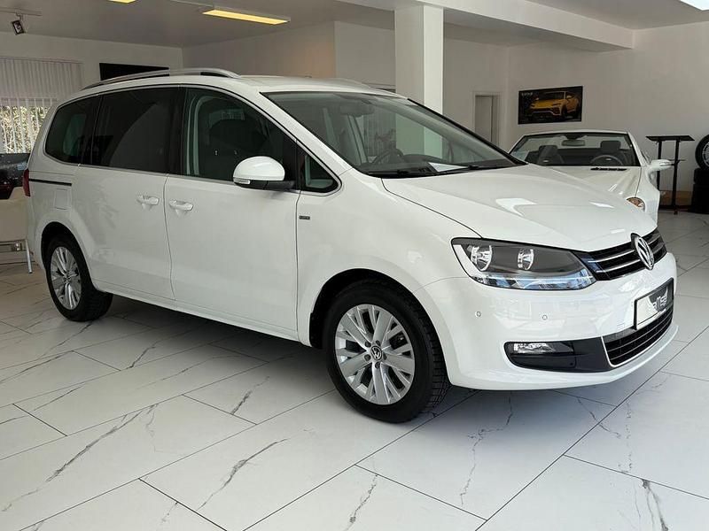 Gebraucht VW Sharan Life 140 PS (102 kW) 2014 Weiß Van / Kleinbus