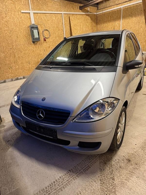 Silber Gebraucht 2005 Mercedes A170 Classic Van / Kleinbus | 1.650 € (Superpreis) - Bild 1/4