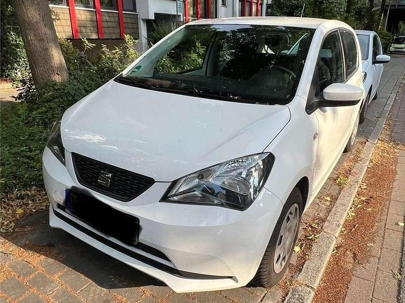 Weiß Gebraucht 2017 Seat Mii Cosmopolitan Kleinwagen | 7.000 € (Fairer Preis) - Bild 1/2