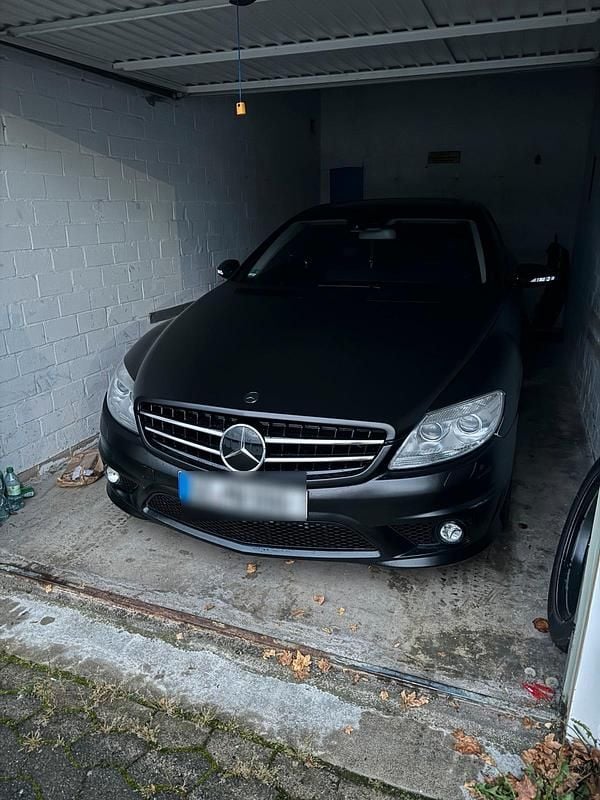 Schwarz Gebraucht 2009 Mercedes CL63 AMG AMG Coupé | 18.450 € - Bild 1/4