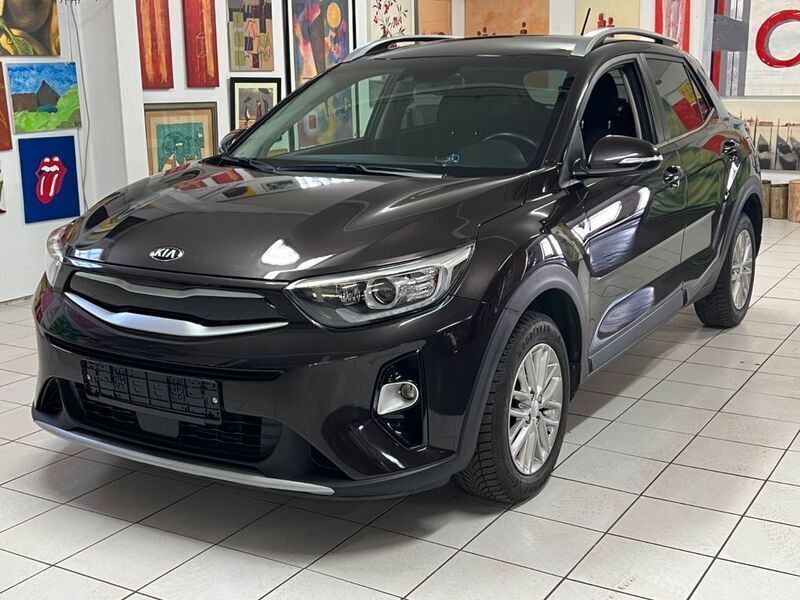 Braun Gebraucht 2018 Kia Stonic Vision SUV | 13.900 € (Fairer Preis) - Bild 1/4