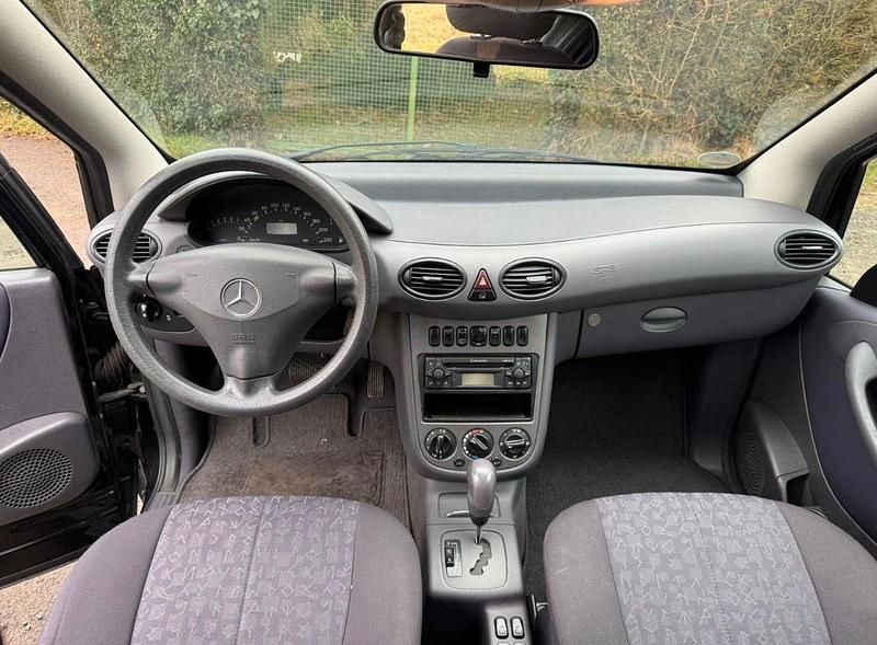 Gebraucht Mercedes A160 101 PS (74 kW) 2004 Schwarz Kleinwagen