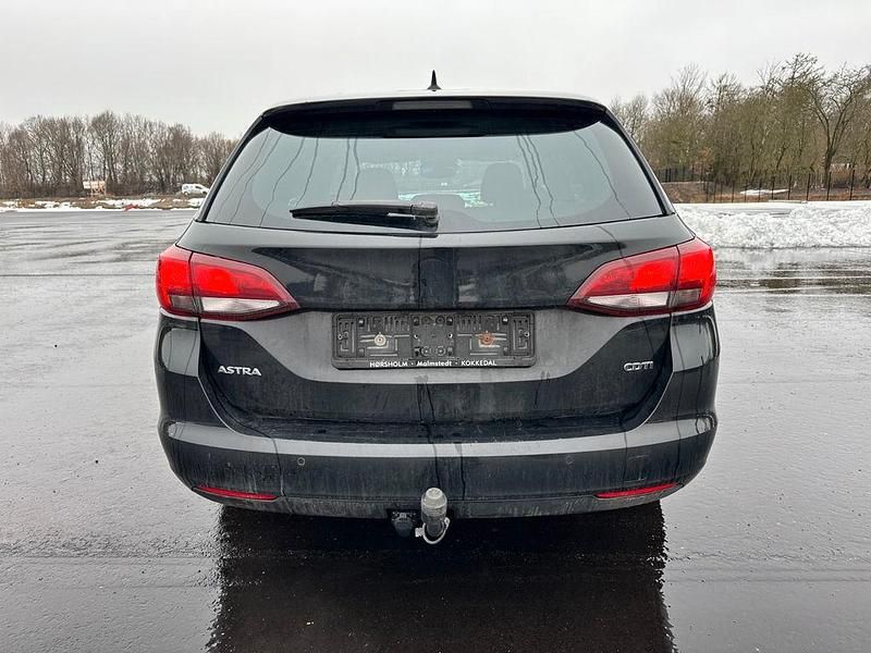 Gebraucht Opel Astra 136 PS (100 kW) 2019 Schwarz Kombi