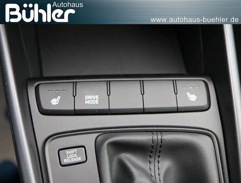 Neu Hyundai i20 Select 90 PS (66 kW) 2026 Vibrant blue mineraleffekt Kleinwagen