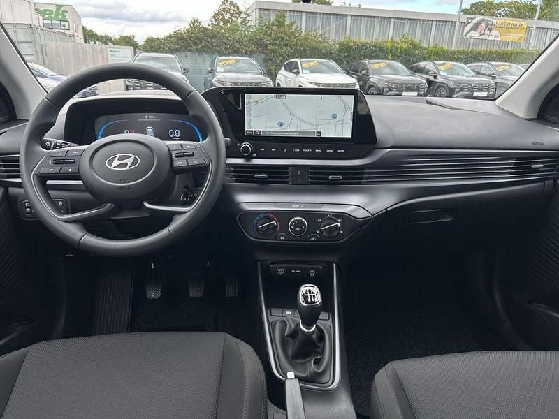 Gebraucht Hyundai Bayon Select 99 PS (72 kW) 2025 Weiss SUV