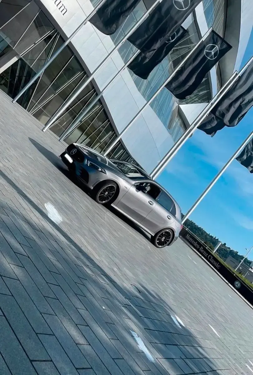 Gebraucht Mercedes A200 AMG line 164 PS (120 kW) 2018 Grau Limousine