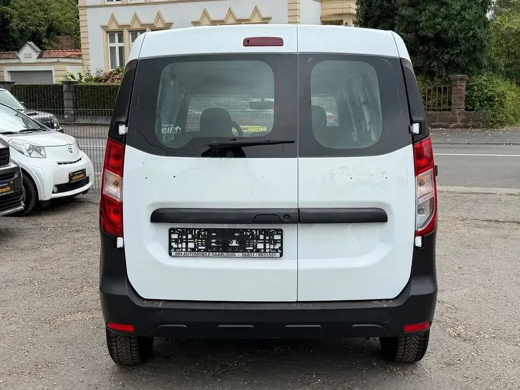 Gebraucht Dacia Dokker Comfort 95 PS (69 kW) 2019 Weiß Van / Kleinbus