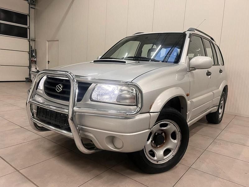 Gebraucht Suzuki Grand Vitara 109 PS (80 kW) 2002 Grau SUV