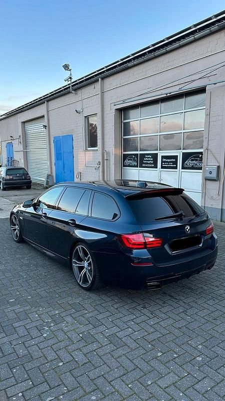 Blau Gebraucht 2011 BMW 535 M Sport Kombi | 12.950 € (Fairer Preis) - Bild 1/4