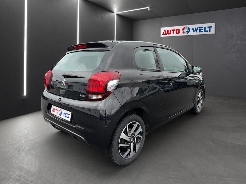 Gebraucht Peugeot 108 Active 69 PS (50 kW) 2016 Schwarz Kleinwagen