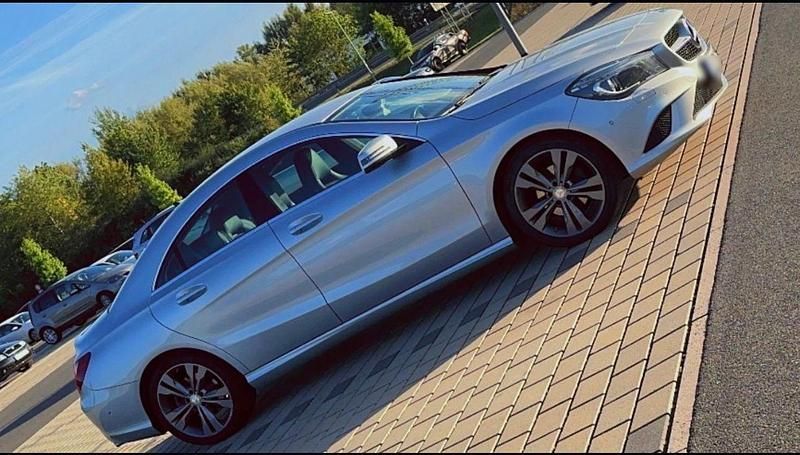 Gebraucht Mercedes CLA200 136 PS (100 kW) 2014 Silber Coupé
