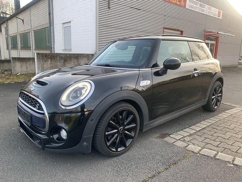 Usata Mini Cooper SD 170 CV (125 kW) 2016 Nero Utilitaria