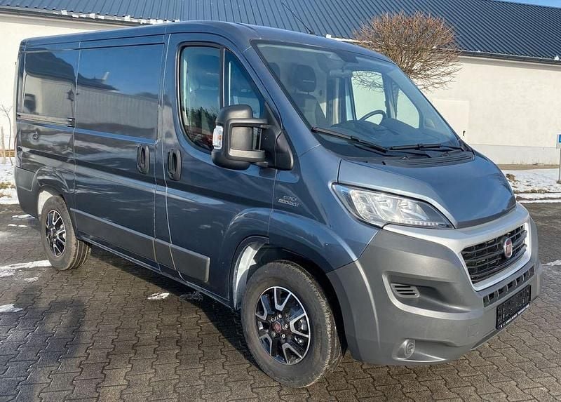 Gebraucht Fiat Ducato 131 PS (96 kW) 2016 Grau Van