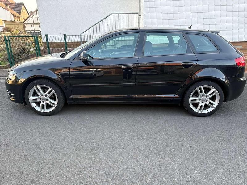 Gebraucht Audi A3 Ambition 125 PS (91 kW) 2012 Schwarz Kleinwagen