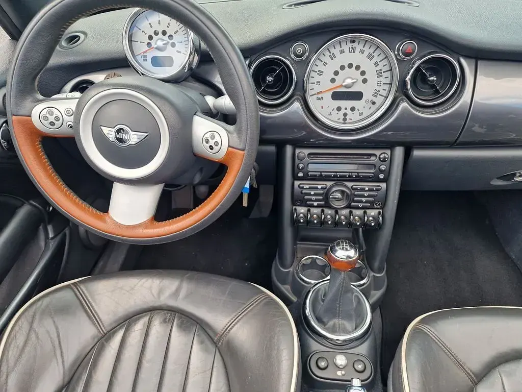 Gebraucht Mini One Cabriolet 90 PS (66 kW) 2008 Schwarz Cabrio