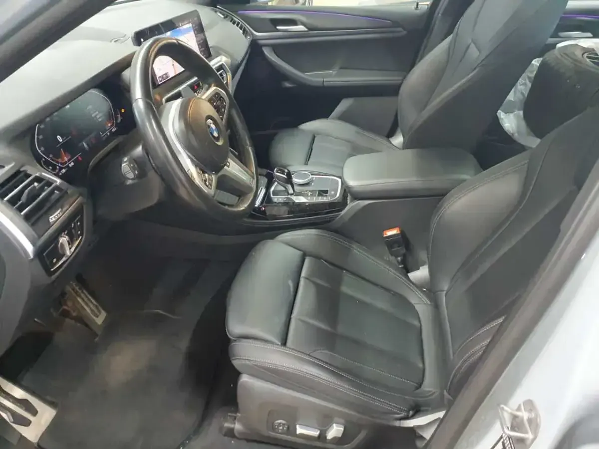 Gebraucht BMW X4 Performance 190 PS (139 kW) 2023 M brooklyn grau metallic SUV