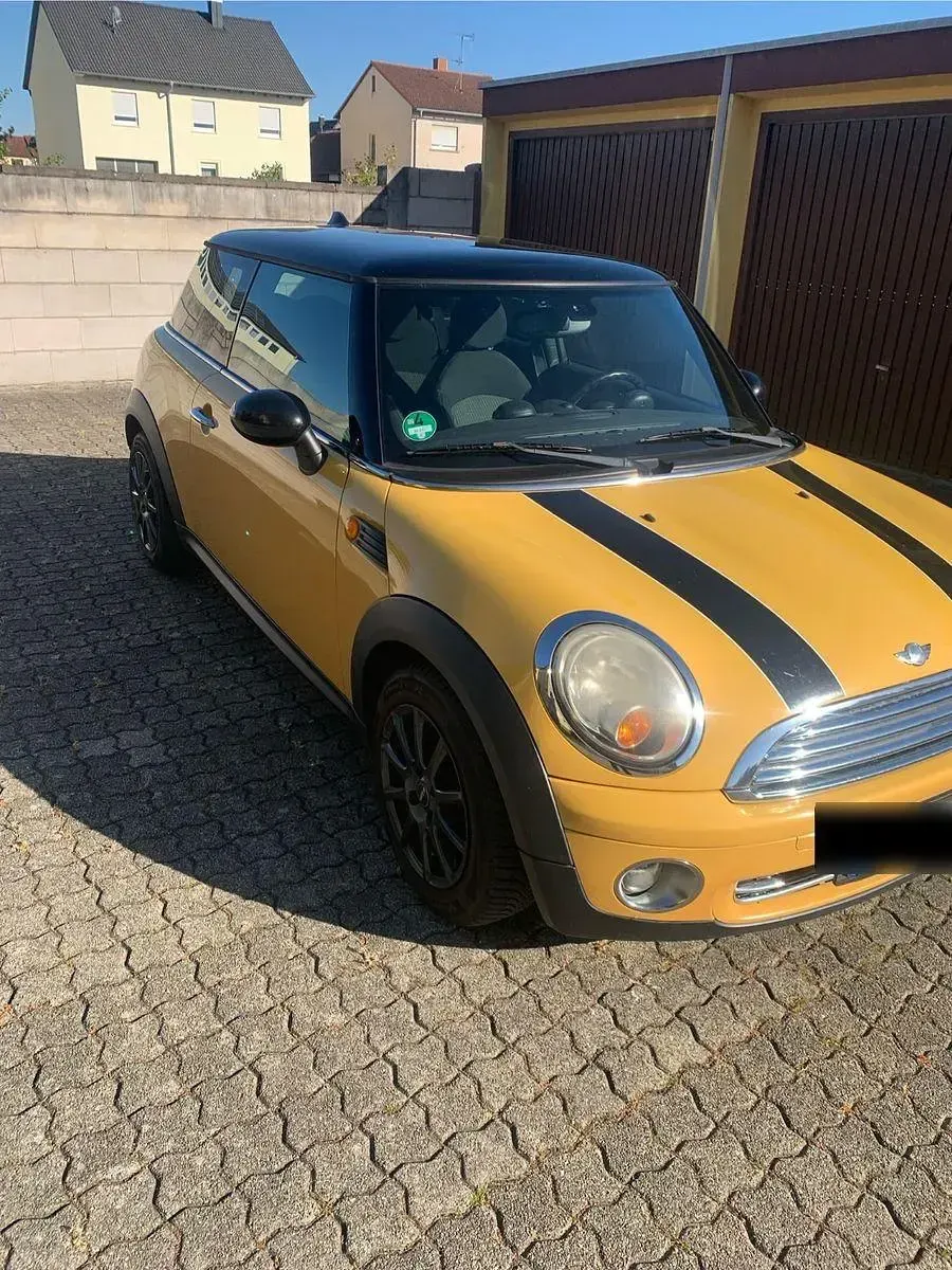 Usata Mini Cooper 120 CV (88 kW) 2007 Giallo Utilitaria
