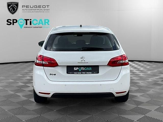Gebraucht Peugeot 308 SW Active 131 PS (96 kW) 2021 Schneeweiß Kombi