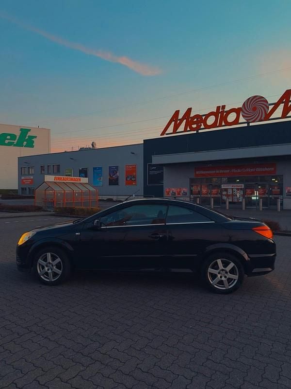 Gebraucht Opel Astra Cabriolet 105 PS (77 kW) 2006 Schwarz Cabrio