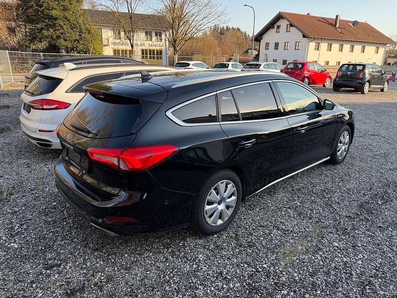 Gebraucht Ford Focus Vignale 150 PS (110 kW) 2020 Schwarz Kombi
