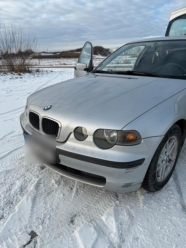 Gebraucht BMW 316 115 PS (84 kW) 2003 Silber Coupé