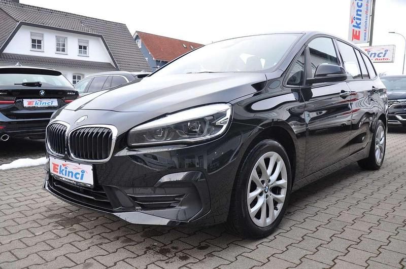 Gebraucht BMW 218 Advantage 150 PS (110 kW) 2023 Schwarz Kombi