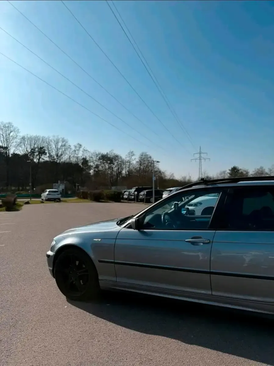 Gebraucht BMW 320 Performance 190 PS (139 kW) 2004 Silber Kombi