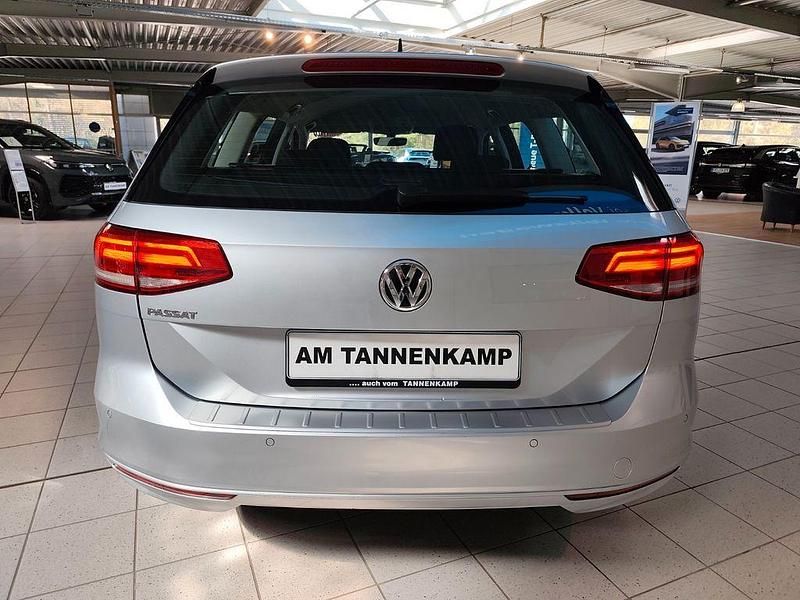 Second-hand VW Passat 150 CP (110 kW) 2019 Argintiu Break