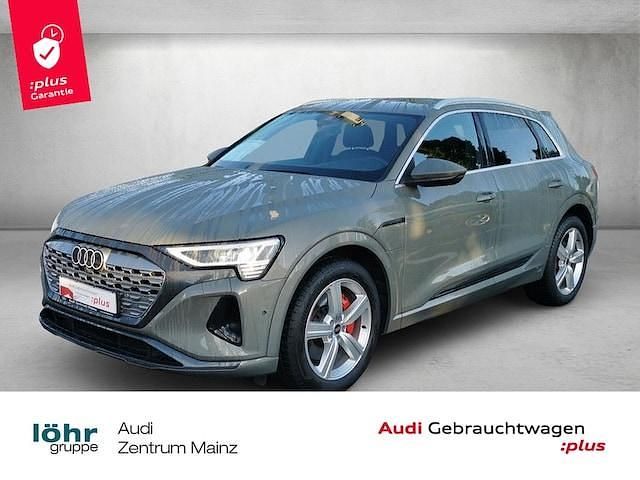 Chronosgrau metallic Gebraucht 2024 Audi Q8 e-tron Advanced Plus SUV | 63.980 € (Guter Preis) - Bild 1/3