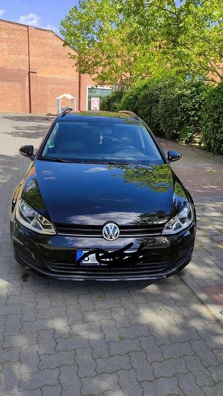 Gebraucht 2016 VW Golf VII Trendline Kombi | 8.200 € (Fairer Preis) - Bild 1/4