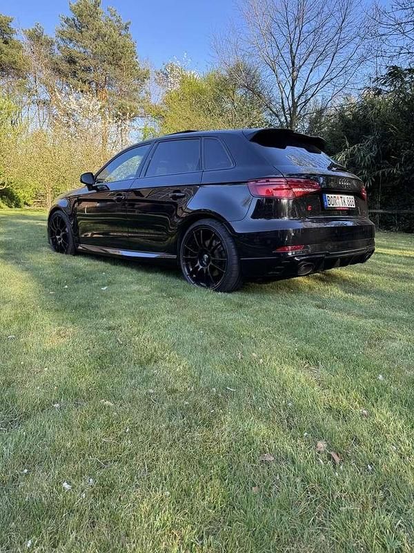 Second-hand Audi RS3 400 CP (294 kW) 2020 Negru Berlinǎ