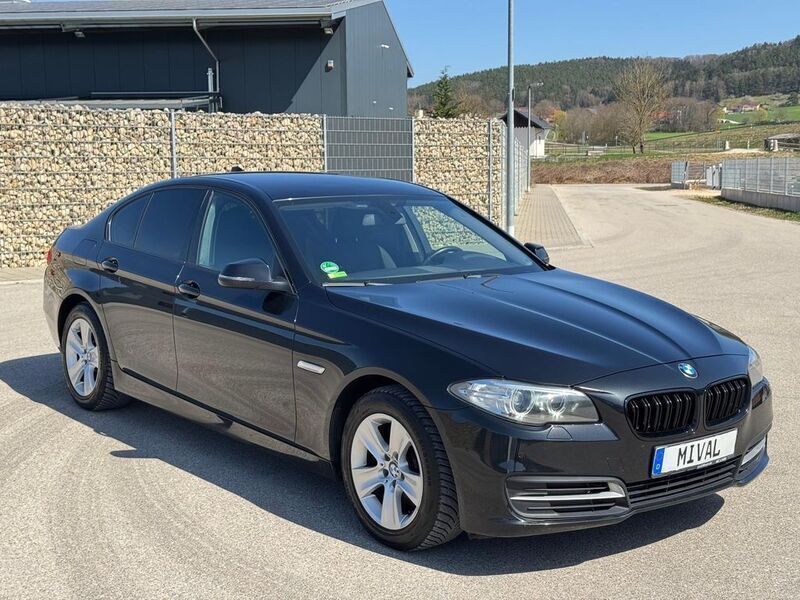 Schwarz Gebraucht 2016 BMW 520 Performance Limousine | 13.900 € (Guter Preis) - Bild 1/4