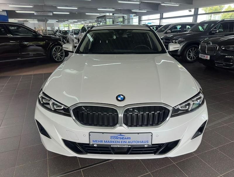 Gebraucht BMW 318 Shadowline 150 PS (110 kW) 2023 Weiß Kombi