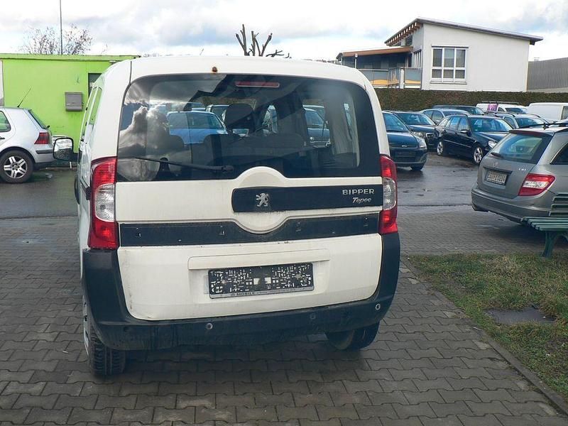 Gebraucht Peugeot TePee Basis 75 PS (55 kW) 2012 Weiß Van / Kleinbus