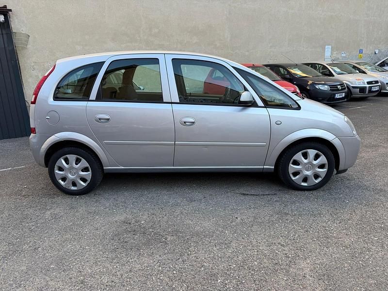 Gebraucht Opel Meriva Edition 101 PS (74 kW) 2005 Silber Van / Kleinbus