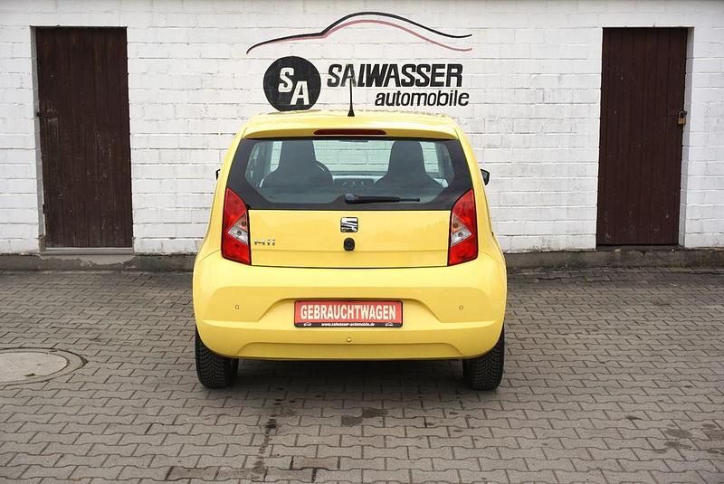 Gebraucht Seat Mii Chic 60 PS (44 kW) 2015 Gelb Kleinwagen