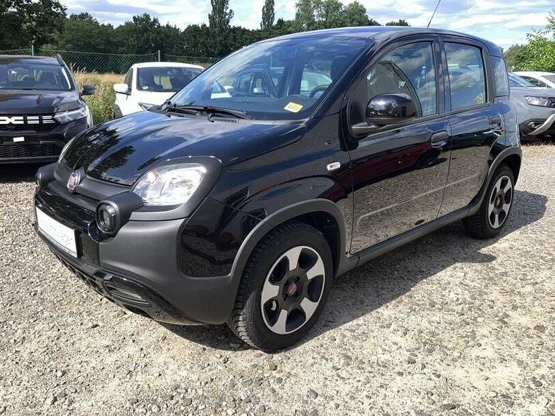 Schwarz Gebraucht 2023 Fiat Panda Kleinwagen | 12.999 € (Fairer Preis) - Bild 1/4