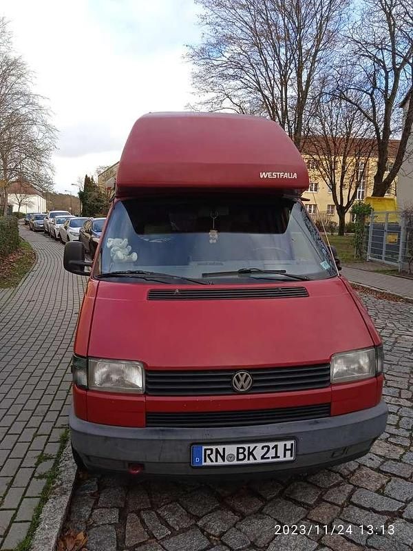 Rot Gebraucht 1991 VW T4 California Van | 12.000 € - Bild 1/4