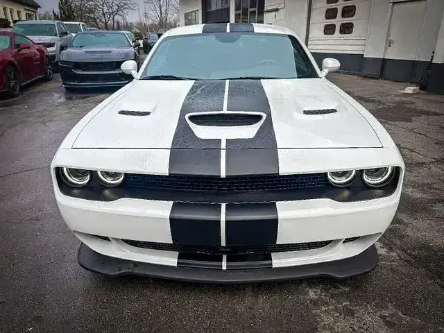 Używany Dodge Challenger 492 KM (361 kW) 2023 Biały Coupe