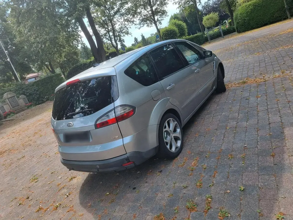 Gebraucht Ford S-MAX S 140 PS (102 kW) 2007 Silber Van / Kleinbus