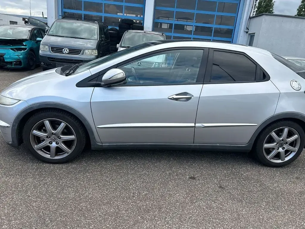Gebraucht Honda Civic Executive 140 PS (102 kW) 2006 Silber Limousine